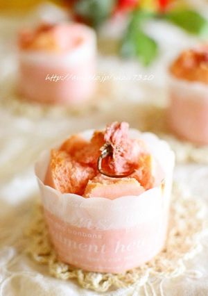 桃の風味。春を感じる桜蒸しパン-レシピのメイン写真