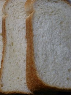 HBでしっとりふわふわ食パン!-レシピのメイン写真