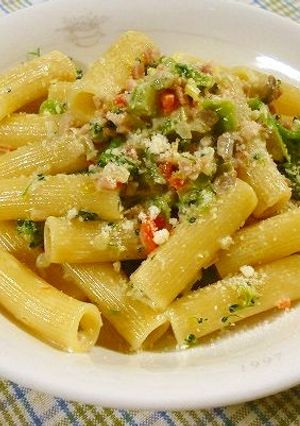 ブロッコリーとハムのラグークリームパスタ-レシピのメイン写真
