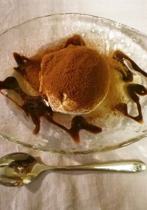 ココアヨーグルトをチョコハニーソースで-レシピのメイン写真