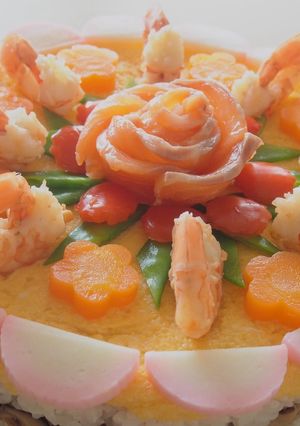 可愛く飾って♪ケーキ型で作るちらし寿司-レシピのメイン写真