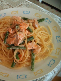 簡単!いんげんと鮭のクリームパスタ-レシピのメイン写真