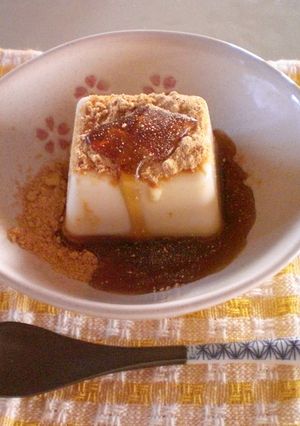 とってもヘルシー♡なめらか豆腐黒蜜きな粉-レシピのメイン写真