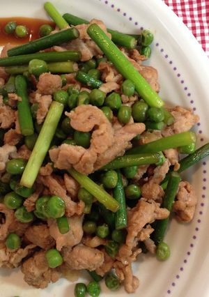 カンタン！ニンニクの芽と豚肉の炒め物-レシピのメイン写真