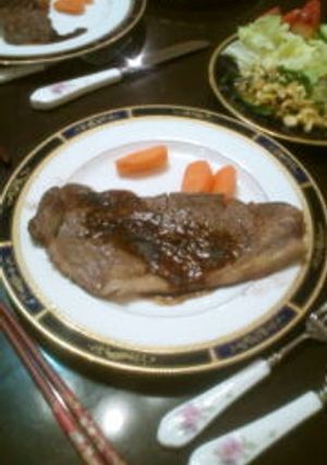 安い肉DE本格ステーキ（おまけ：高級肉）-レシピのメイン写真