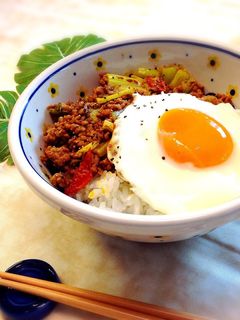セロリ大好き♡スパイシー丼-レシピのメイン写真