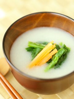 ほうれん草と人参の味噌汁-レシピのメイン写真