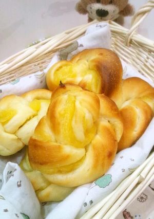 豆乳カスタードのミニふわ折り込みパン♪-レシピのメイン写真