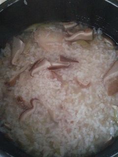 簡単!炊飯器でサムゲタン風おかゆ-レシピのメイン写真