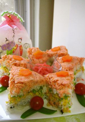 お祝いに♬身近な材料で☆お花の押し寿司☆-レシピのメイン写真