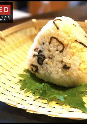 絶品！たぬきおにぎりを塩昆布と天かすで-レシピのメイン写真