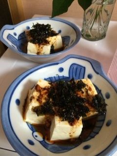 簡単★食べるラー油冷奴・韓国のり乗せ♫-レシピのメイン写真