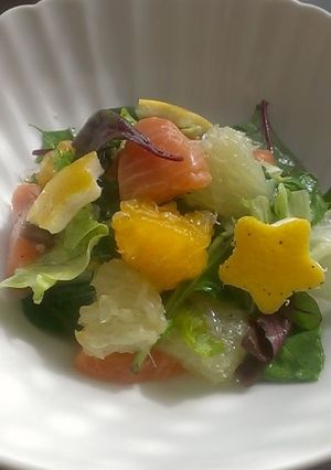 混ぜて美味♪グレフル＆サーモンマリネ-レシピのメイン写真