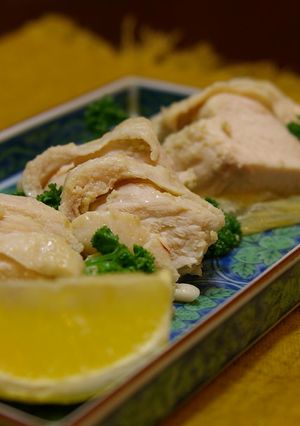 ✿うちのやわらか蒸し鶏✿レモン醤油で♪-レシピのメイン写真