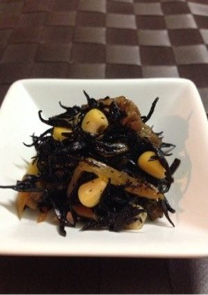 お弁当にも コーンとひじきの煮物-レシピのメイン写真