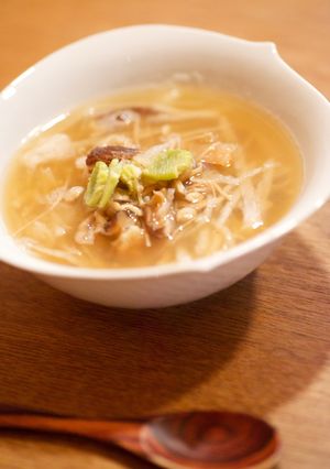 乾燥キノコとヤマイモのスープ-レシピのメイン写真