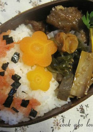 梅づくし❀花型人参と切り昆布煮物-レシピのメイン写真