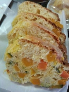緑黄色野菜たっぷり ケークサレ-レシピのメイン写真