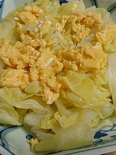 ☆塩茹でキャベツの炒り卵のせ☆-レシピのメイン写真