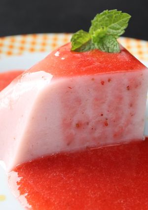 超濃厚ソースのつぶつぶ苺ゼリー-レシピのメイン写真