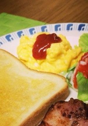ウチのスクランブルエッグ☆ホテル風〜♪-レシピのメイン写真