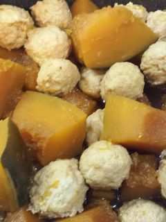 簡単煮物!かぼちゃと鶏だんご-レシピのメイン写真