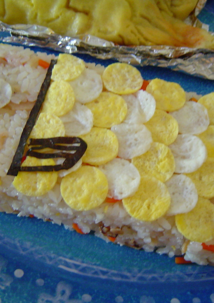 ちらし寿司でお遊び　鯉のぼり＆ケーキ型-レシピのメイン写真