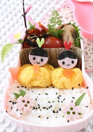 ひな祭りキャラ弁＊巾着玉子でおひな様♪-レシピのメイン写真