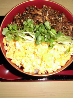 サバ缶で三色そぼろごはん-レシピのメイン写真