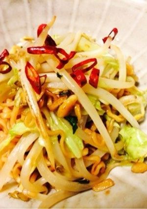 【10分】インスタント麺でアジアン焼そば-レシピのメイン写真