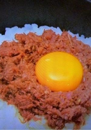 簡単☆ユッケ風コンビーフ丼-レシピのメイン写真