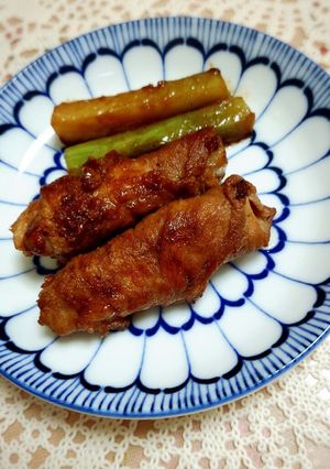 エコ♪ブロッコリーの芯の肉巻き☆-レシピのメイン写真