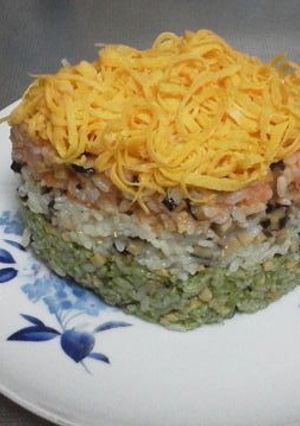 野菜たっぷり！　菱餅風三色ちらし寿司-レシピのメイン写真