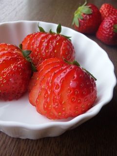 イチゴとカルピスだけ☆簡単デザート-レシピのメイン写真