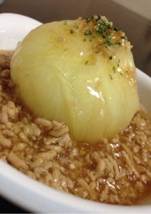 丸ごと新玉ねぎのそぼろあんかけ-レシピのメイン写真