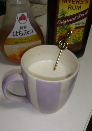 ほっこり♥ホットハニーラムミルク♪-レシピのメイン写真