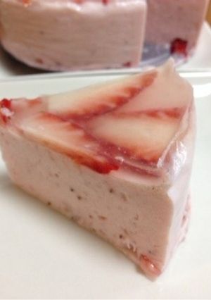 ストロベリーババロア-レシピのメイン写真