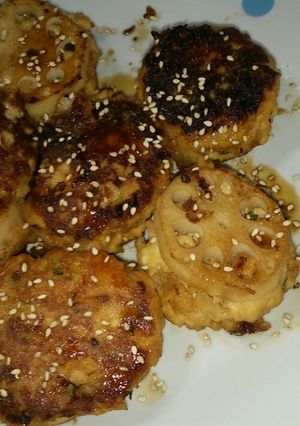 お弁当にも!節約☆栄養満点レンコンバーグ-レシピのメイン写真