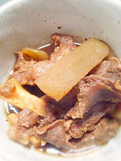 ピリッ!コンニャクとスジ肉の煮込み-レシピのメイン写真