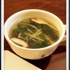 รูปของ ニラたっぷり和風中華スープ