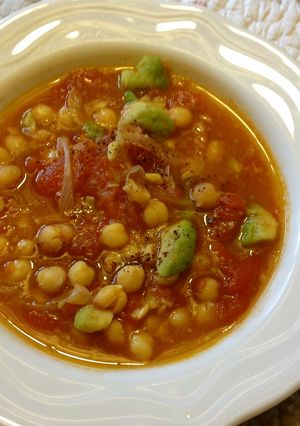 アボカドとひよこ豆のトマトスープ-レシピのメイン写真