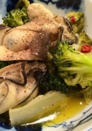 牡蠣と蕾菜のアヒージョ-レシピのメイン写真