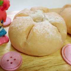 ほんのり桜色、餅入り春のふんわりあんパン-レシピのメイン写真
