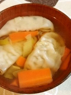 プチっと鍋を使って餃子スープ-レシピのメイン写真