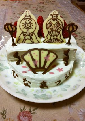 ひな祭り☆キャラクターでひな壇ケーキ-レシピのメイン写真