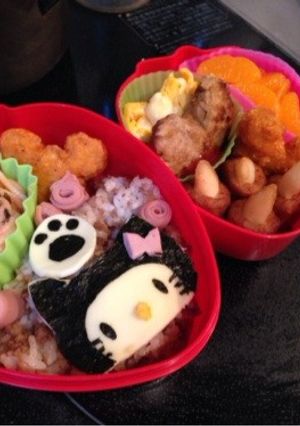 黒猫かぶったキティーちゃん キャラ弁-レシピのメイン写真