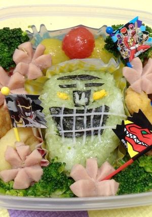 キャラ弁？！トッキュウ４号おにぎり弁当-レシピのメイン写真