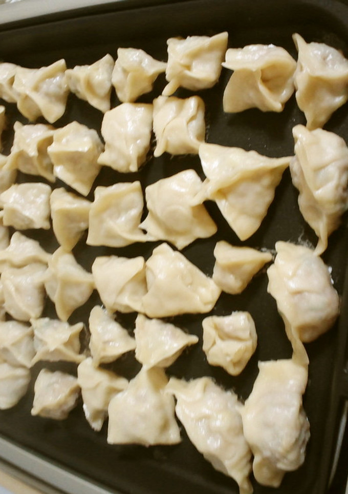 子供と簡単手作り餃子の皮★見た目より味で-レシピのメイン写真