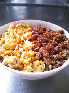 簡単20分★二色丼-レシピのメイン写真