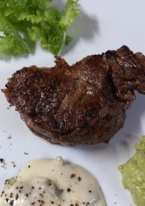 鹿もも肉のグリル-レシピのメイン写真
